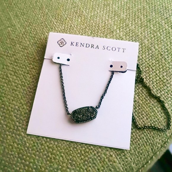 Kendra Scott Jewelry - Kendra Scott Elisa black drusy gunmetal necklace worn once